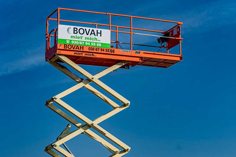 Elektro-Scherenbühnen 6-12 m
